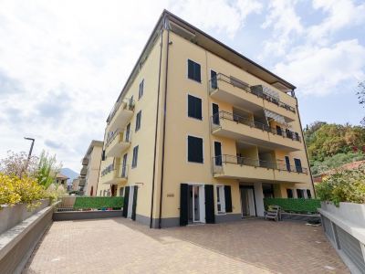 Joivy Flat with Terrace & Parking
