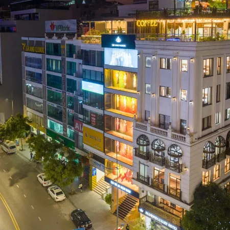 Diamond Luxury Hotel Отели рядом с достопримечательностью «Бухта Халонг»