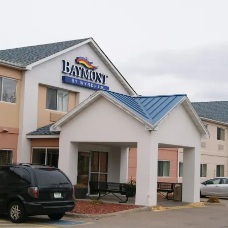Baymont by Wyndham Coon Rapids