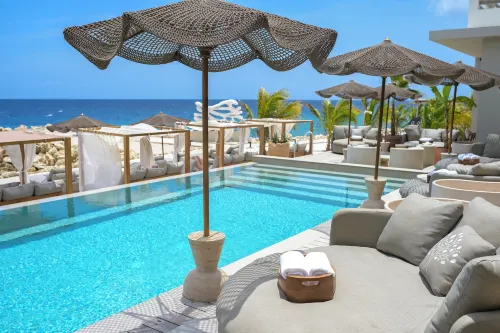 Art Hotel Curacao - 4 stjerner