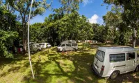 Nomads Airlie Beach - parking