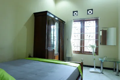 Villa Sulfat Hotel di Bunulrejo