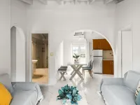 The Seaview Corner Apartments by Konnect, Ipsos Hotels in Ipsos