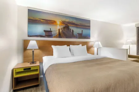 Quality Inn & Suites Decatur Priceville I-65