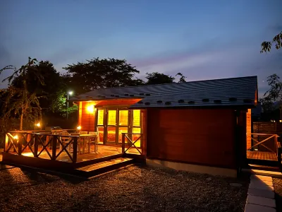 SPA RESORT YUNIKU OROSHI Hotels near Mikami Fruits Garden