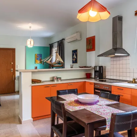 Erika's Oasis - Stylish Gem Inthe Heart of History