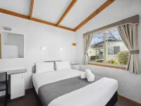 Southside Village Hotels in Fyshwick