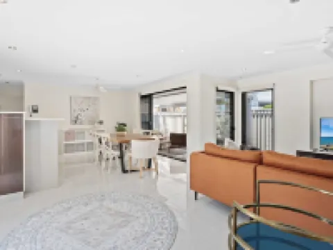 Relax at Riviera Hotels in Miami