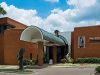 Game Night Ready Lakeland Stay Near Colleges Hotels in Crystal Lake