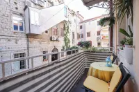 Viva - 2 Bedroom Apt in City Centar Hotel in zona Kolovare Beach