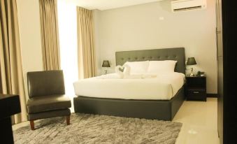 UpperHouse Hotel Formerly Pacifico Boutique by Hiverooms
