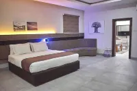D'Stolz Villa & Hospitality - balcony