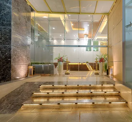 Hotel Lance International Отели в г. Нейджеркойл