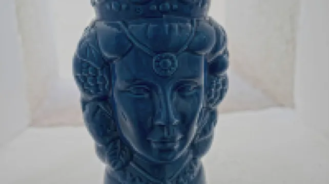 ออสเตลโล วุคชีเรีย