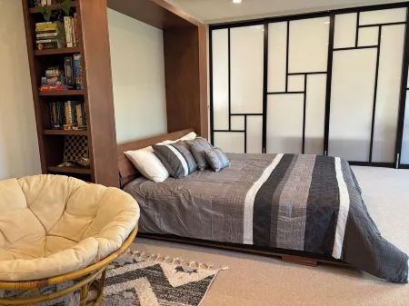 Lux Loft Plus Near IU, Sustainable, Custom Private Apartment + EV Charger