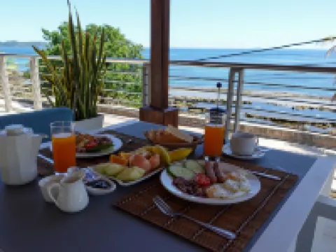 La Petite Maison and Sea Splash Hotels in Praslin Island