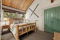 Cozy Cabin in the Pines- 2Bd/2Br + Amenities Galore! Closest Lodging to Bachelor