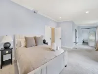 Luxury Family Villa, Heated Pool, Spa, Outdoor Kitchen, BBQ, Disneyland, Beaches Hotels near Cordova Park