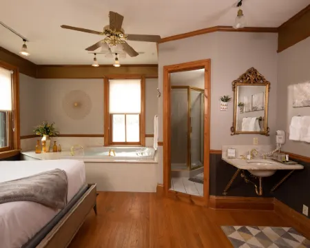 Hotel Galena Hotels in West Galena Township