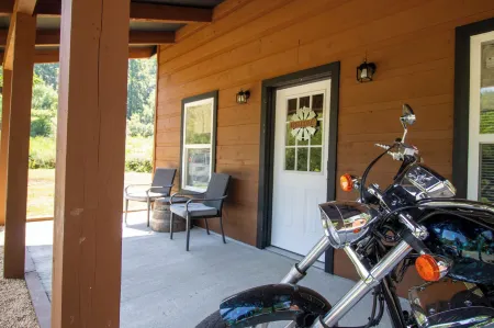 Mountain Haven Dragon's Nest Cabin