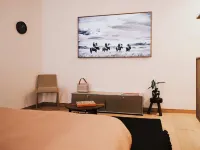 Guesthouse by Good Neighbor Hotels near OXOXO Gallery
