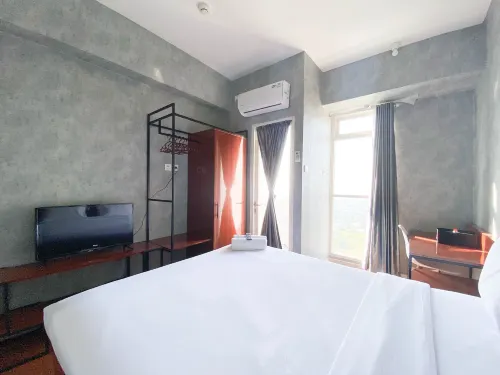 Homey and Good Choice Studio at Amartha View Apartment Hotels in Kendal