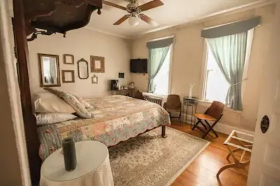 The Bissing House Hotels near Walmart Supercenter