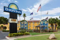 Days Inn by Wyndham Orange Park/Jacksonville فنادق في Orange Park