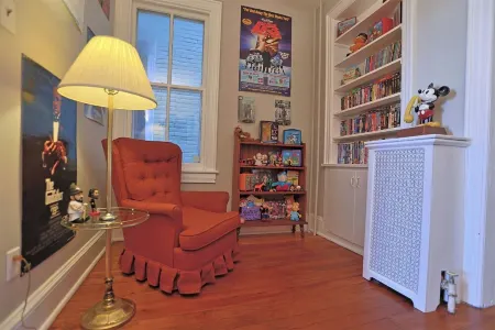 Step in the 90's in Historic Downtown Hagerstown