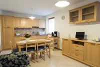 Borgo Tasini, Sant'Orsola terme (TN) Sant'Orsola 호텔