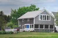 Tapley Farms: Charming Barn at Salt Water Farm