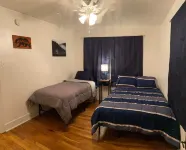 Cozy Downtown Home 코르 테 공항 주변 호텔