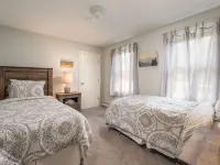 "Spacious Maine Retreat near Sunday River with Hot Tub, Fire Pit & Pet-Friendly! Hotels in Newry