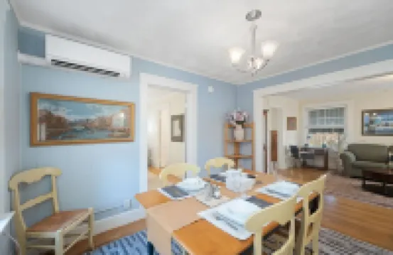 Weymouth Hill Station. Hillside cottage retreat with water views