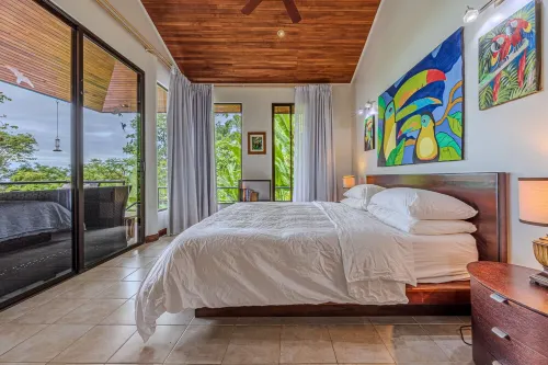 Pacifica- Spectacular Views, On-site Staff, Gated Community-Paved Road Access Hotels in Savegre