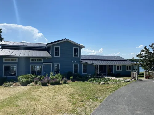 Modern Lakefront Apartment Hotel a Grand Isle County