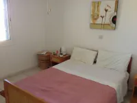 Apartment in Kings Palace with a sunset view and an easy walk to Venus Beach