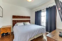 Stunning Lake View Condo