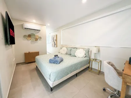 EpicView Casita - King Bed & Queen Bed - AC - High Speed WiFi - 65" Smart TV