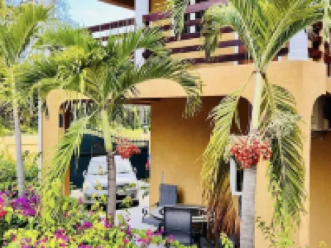 Eden Villas コリンスのホテル