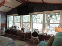 TreeHouse Suite @ HomeAway Ranch