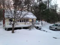 LAKE FRONT!!   SKI ALL WINTER!!!