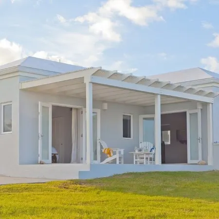Luxurious Oceanfront Honeymoon Cottage - as seen on HGTV - Gated Subdivision