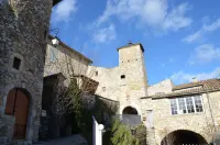 THE BLUE HOUSE NEAR THE ARDÈCHE GORGES