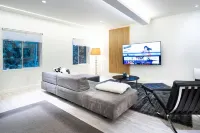 Modern Loft with Park Like Setting View