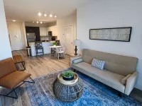 Downtown Apartment with Pool, Gym, and Coworking Space