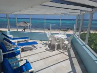 Beautiful Ocean Front Sea Lodge in Cayman Kai