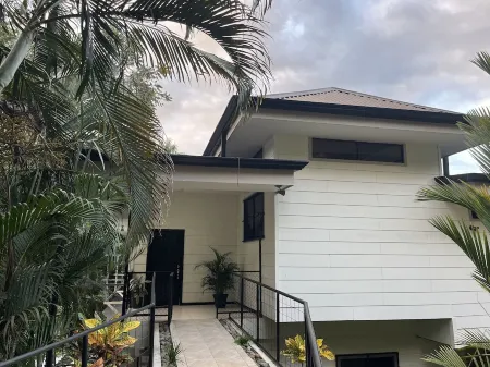 Top Spot with Daily Wildlife Visit & Nature Views