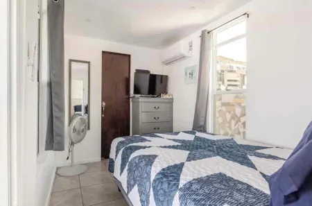 Beachfront relaxing house, listening Sound the sea