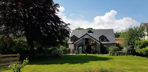 Robins Nest - At the foot of Bodmin Moor